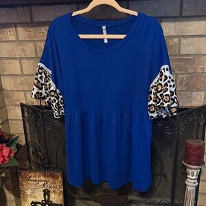 Blue Leopard Sleeve Women's Top